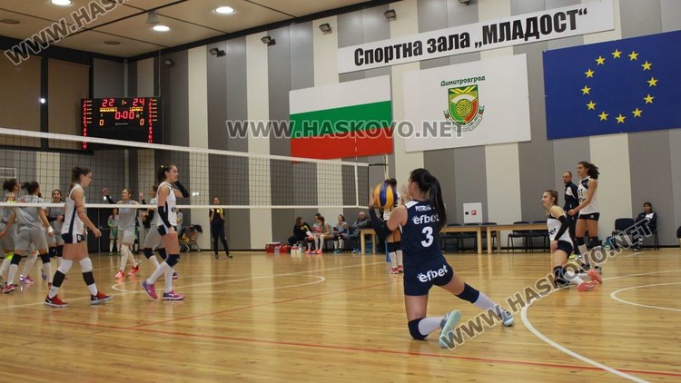 Победа постигнаха жените на ВК "Раковски"  в първия си мач, игран в обновената спортна зала “Младост”