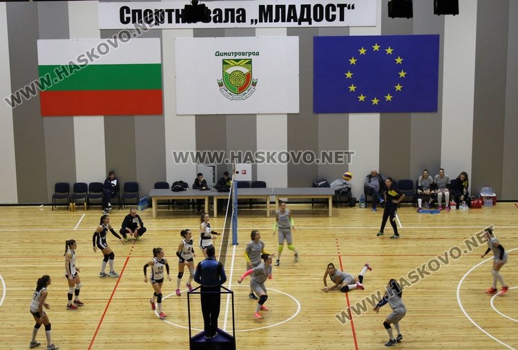 ВК "Раковски" се наложи над "Левски" с 3:1 