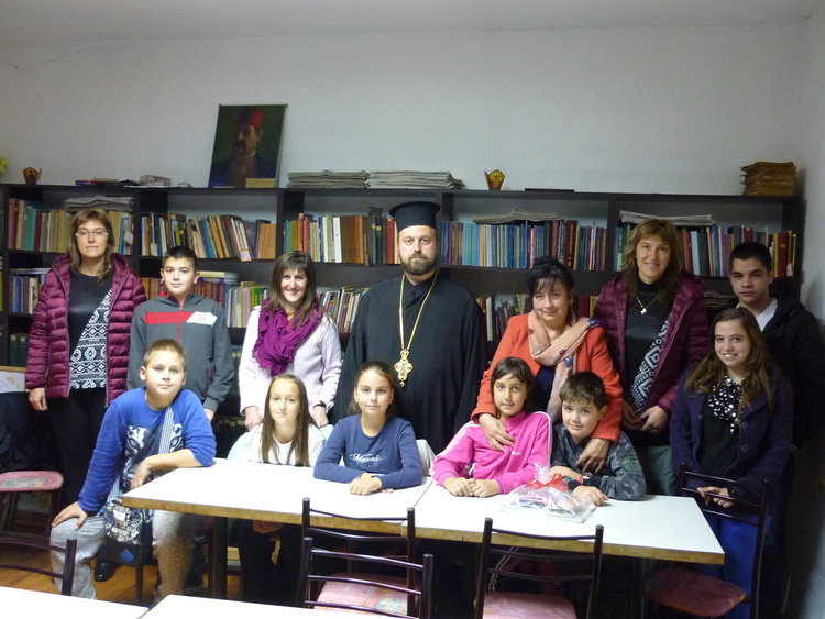 Свещеник Шиков към децата в Неделното училище: Бъдете добри и не напускайте родината!