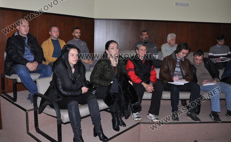 Жега в ОбС Хасково: Потвърдиха парите за спорт и култура. Кметът: Ще видим