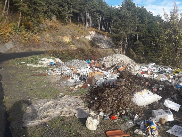 С напредването на санирането се множат незаконните сметища