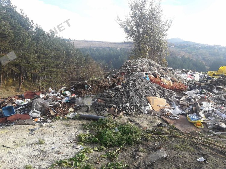 С напредването на санирането се множат незаконните сметища