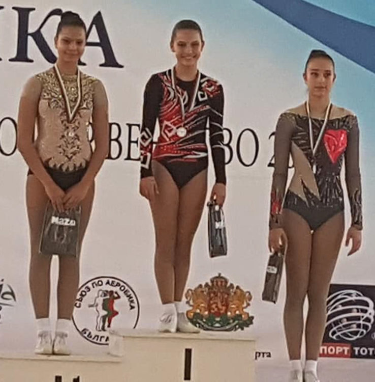 “Виолена“ и Мега спорт“ с 24 медала и 6 купи от Държавното първенство