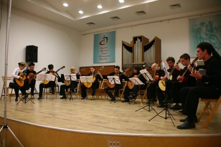 Китарен ансамбъл "Академика" при Академията за музикално и танцово изкуство в Пловдив ще гостува в Димитровград