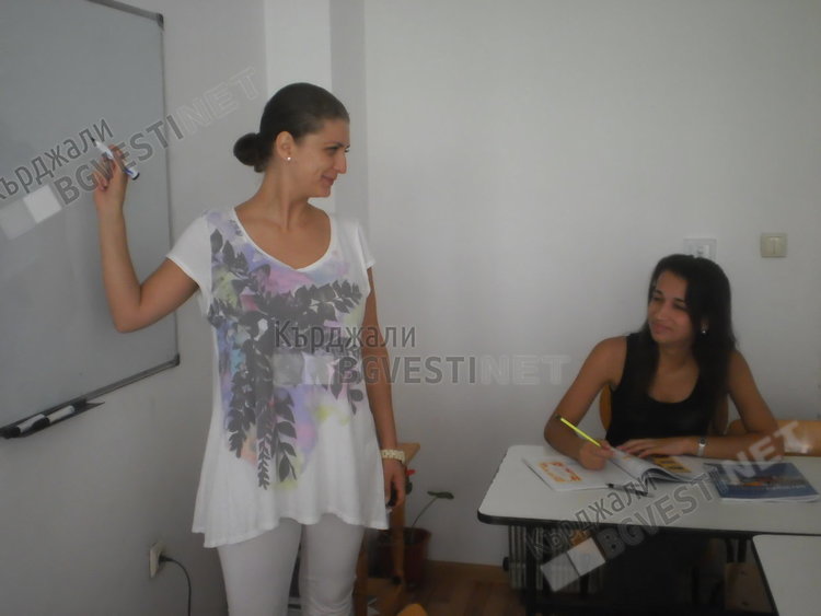 Едва една десета от свободните работни места в Кърджали са за висшисти