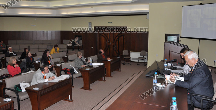 Статуя на Изида и мраморна глава на сатир подкрепят тезата за богатството на имението край Каснаково