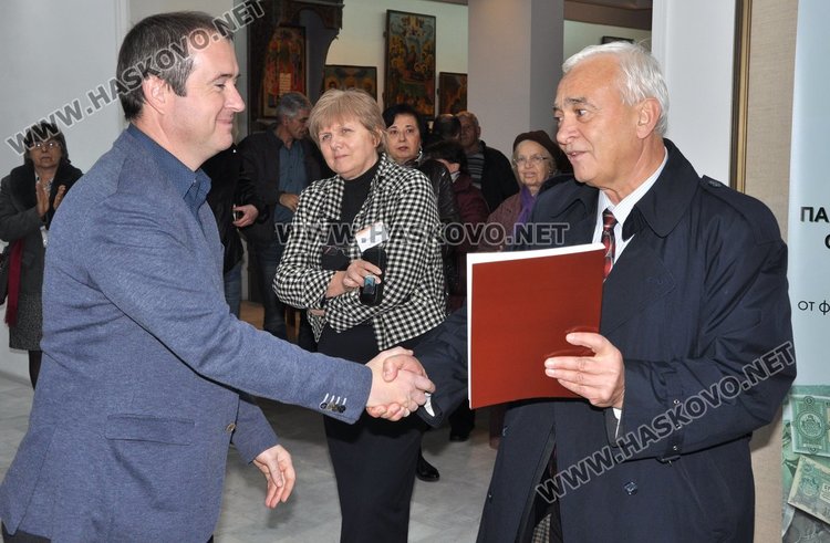  Показаха парите от древността в новата изложбена зала на Музея