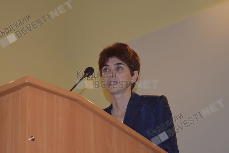 Алие Ибрахим влезе в Общинския съвет на мястото на покойния Халил Апти, съветниците го почетоха