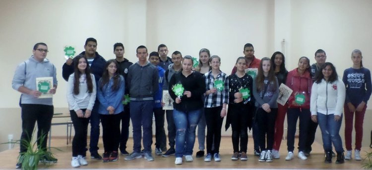 В Професионалната гимназия изграждат толерантна общност