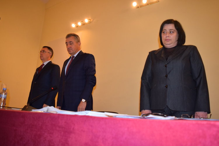 Алие Ибрахим влезе в Общинския съвет на мястото на покойния Халил Апти, съветниците го почетоха