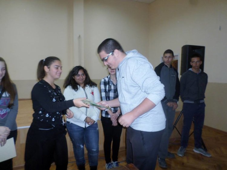 В Професионалната гимназия изграждат толерантна общност