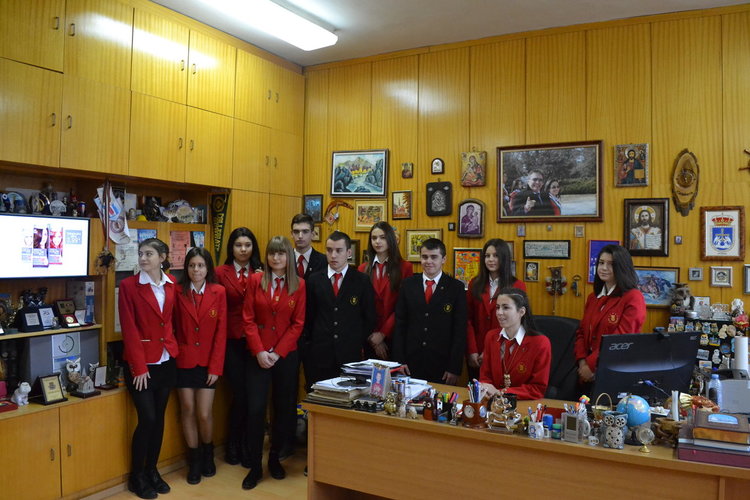 Самоуправление цари в "Славейков"