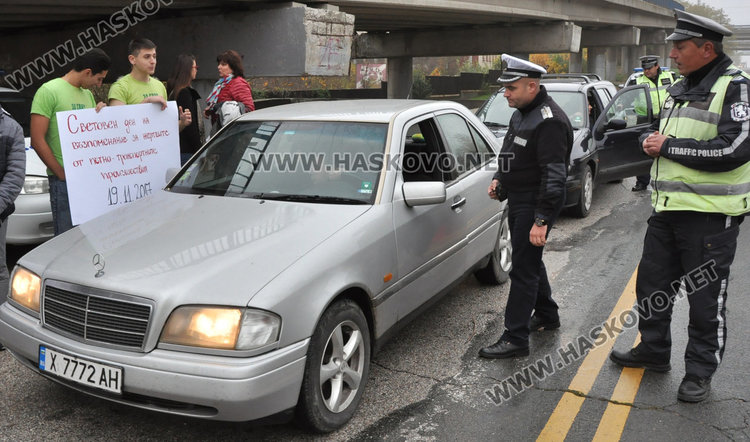 Вместо листовка, от КАТ връчиха акт на първия спрян водач