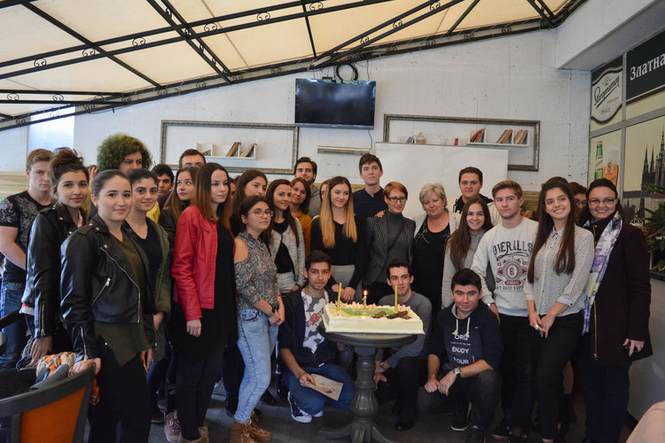 Ученическата агенция по заетостта  с Кръгла маса по проблемите на младежката безработица