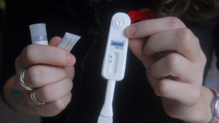 От днес в РЗИ Смолян безплатно изследват за СПИН