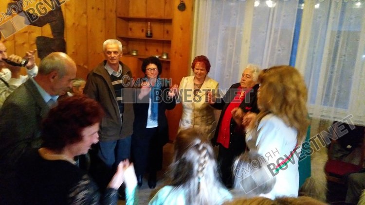 Момчиловци почете пет семейни двойки с над 50 години брак и 7 новородени бебчета