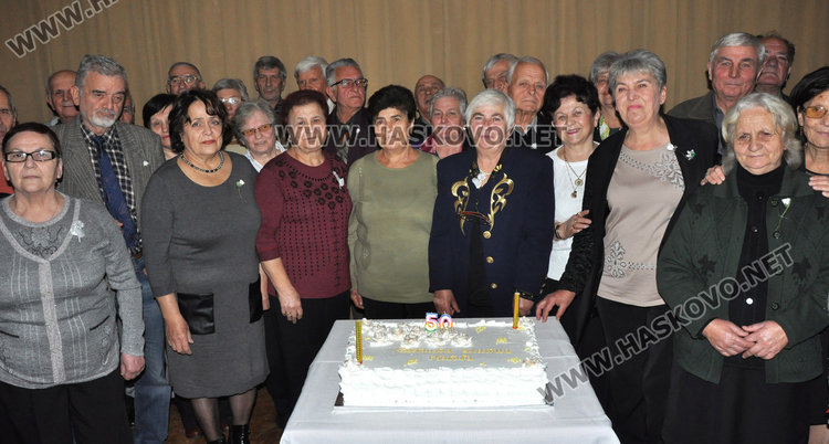23 двойки отпразнуваха масова златна сватба в Харманли