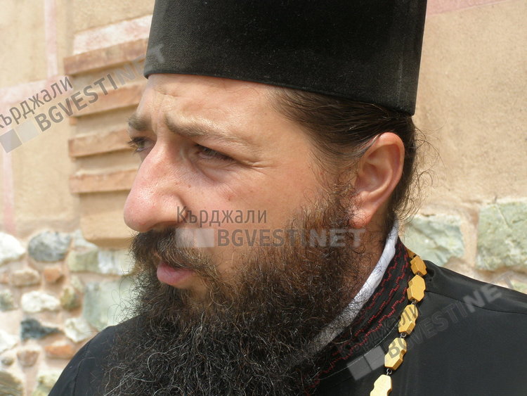 Отец Николай Величков