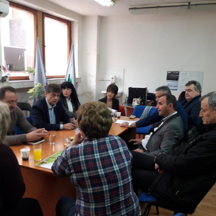 Народни представители и кметове на ГЕРБ се срещнаха с кмета Папазов