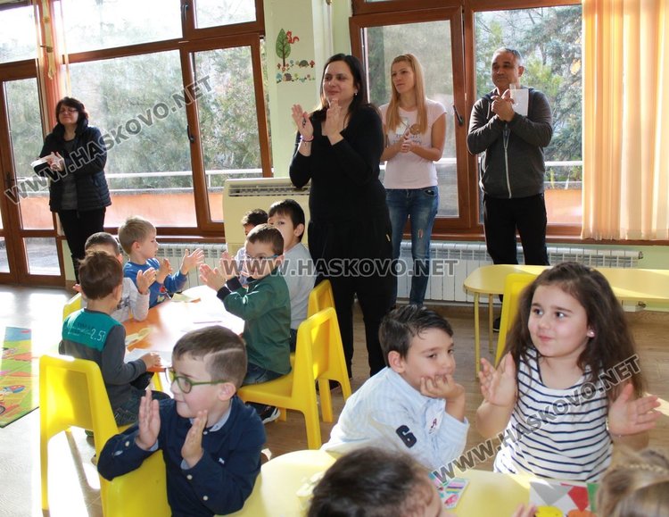 Обновиха част от легловата база на три димитровградски градини