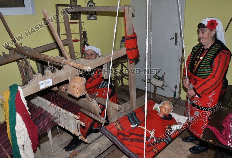 Богата музейна сбирка притежава читалището в Долно Белево