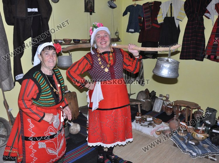 Богата музейна сбирка притежава читалището в Долно Белево