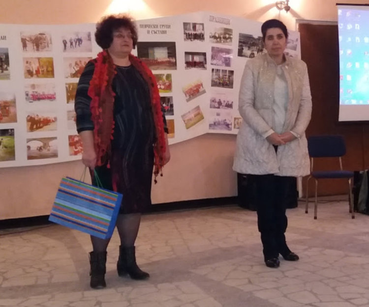 Фолклорните певчески групи в Дебър отбелязаха 30 годишна дейност