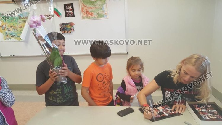 Дейзи Ланг и Антон Касабов с открит урок за шампиони прeд българчетата в LA