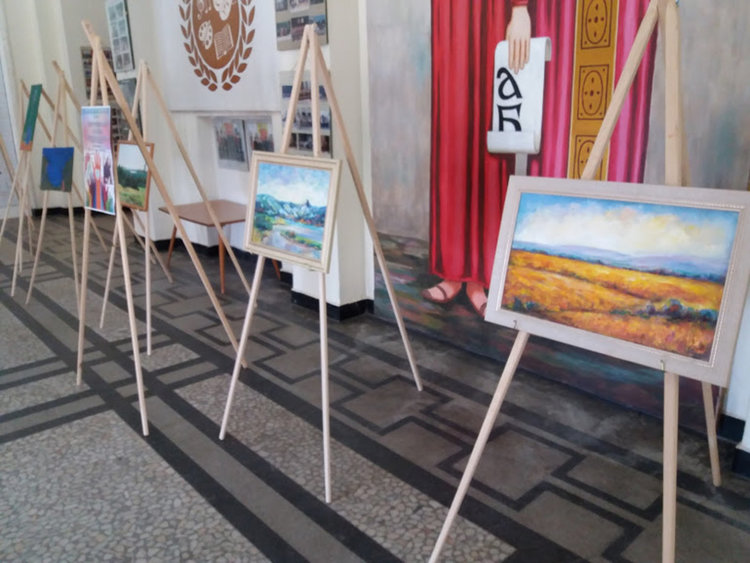 "Да помогнем на Валя" призовават и първомайските художници