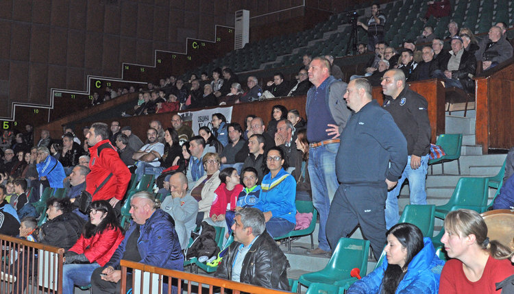 Превъзходно „Хасково 2012” би „Берое” безапелационно у дома 