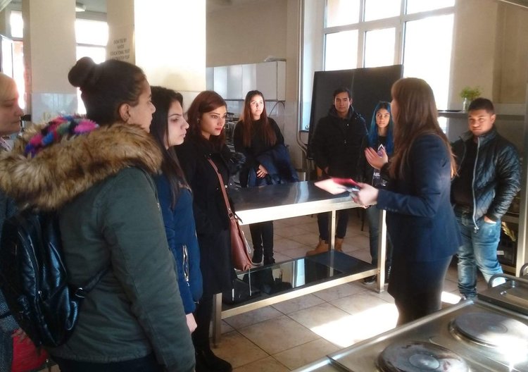 Професионалната гимназия с визита в Университета по хранителни технологии в Пловдив