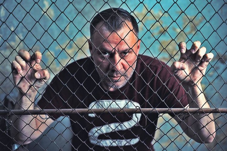 "Полет над кукувиче гнездо" на сцената на РДТ Смолян