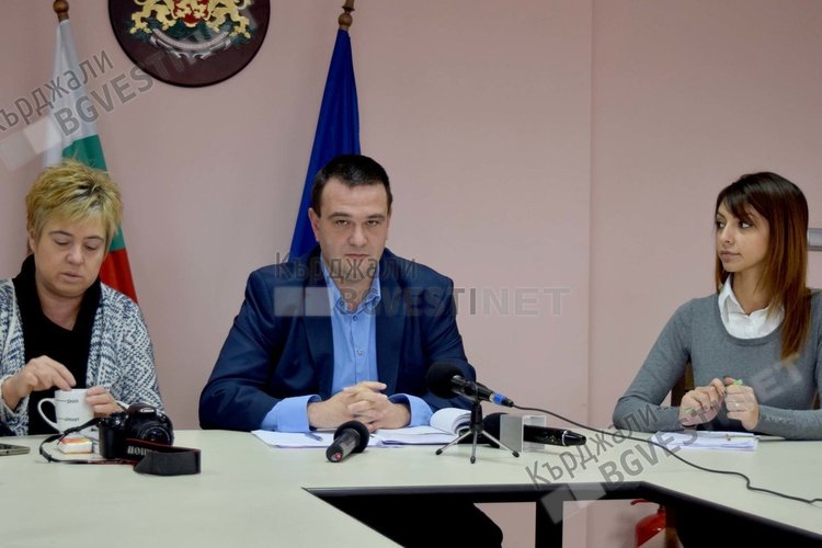 Чанев: Общината загуби 2 млн. лева от неизгодна сделка, толкова, колкото иска да вземе от кърджалийци с данъци