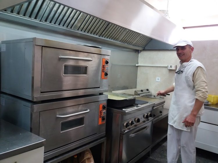 С евросредства в Пасмантерията изградиха съвременен кухненски блок