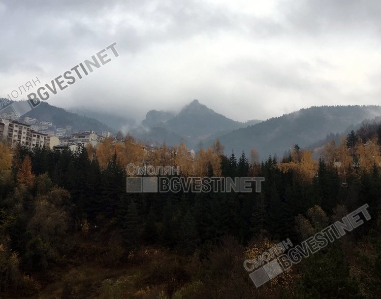 Изпращаме ноември с бурен вятър и мъгли