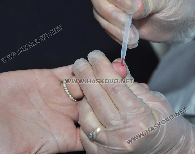 Двама ХИВ позитивни в Хасково за година