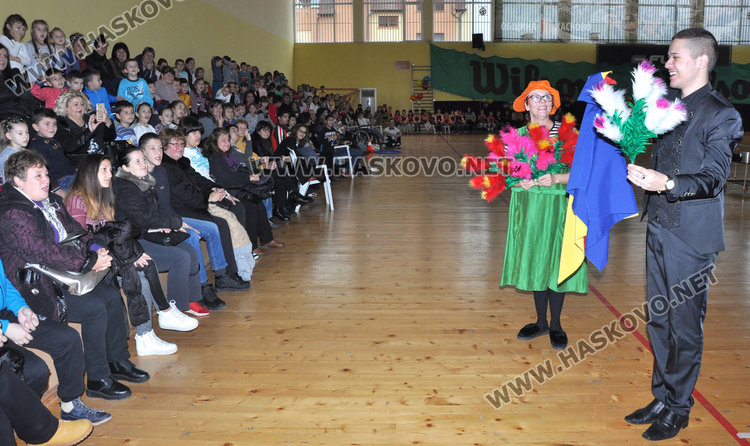 Над 200 деца отбелязаха с танци и игри Международния ден на хората с увреждания