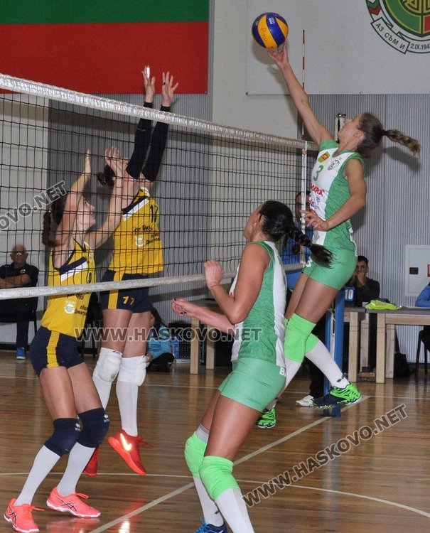 Волейболистките на Димитровград загубиха домакински мач от "Берое"