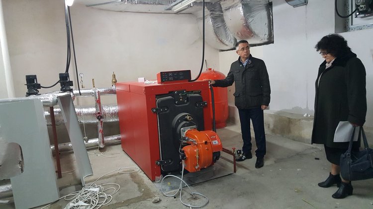 Закритият басейн  ще заработи до Нова Година,текат 72-часовите проби