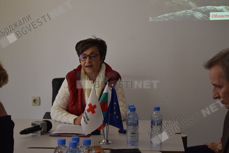 Доброволците на БЧК в областта заработиха 600 работни дни безвъзмездно, утре празнуват Деня на доброволеца