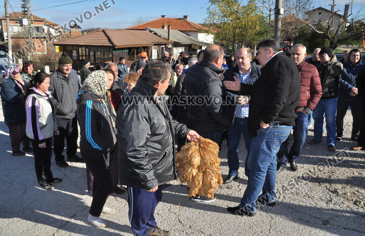 Гръцка фирма оставя 1000 тютюнопроизводители без пари
