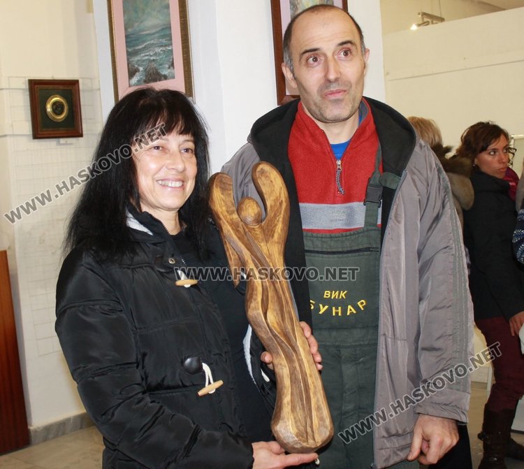 1 153 лв. набра при откриването си изложбата в подкрепа на Антон Лозев