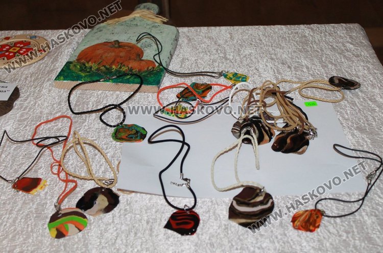 1 153 лв. набра при откриването си изложбата в подкрепа на Антон Лозев