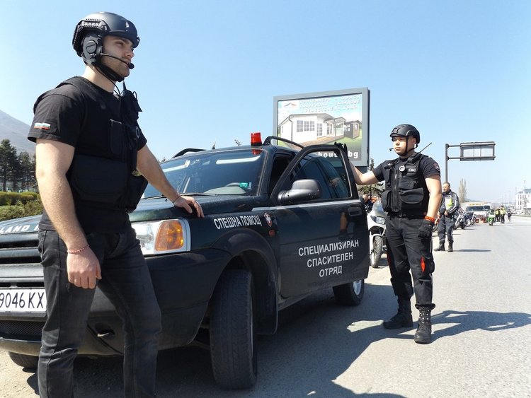 Спасители набират средства за уведомително приложение при бедствия и катастрофи