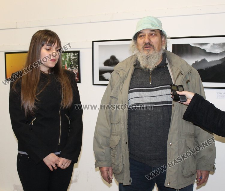 Калина Тонева и Гроздан Грозев, които откриха изложбата в подкрепа на Антон Лозев