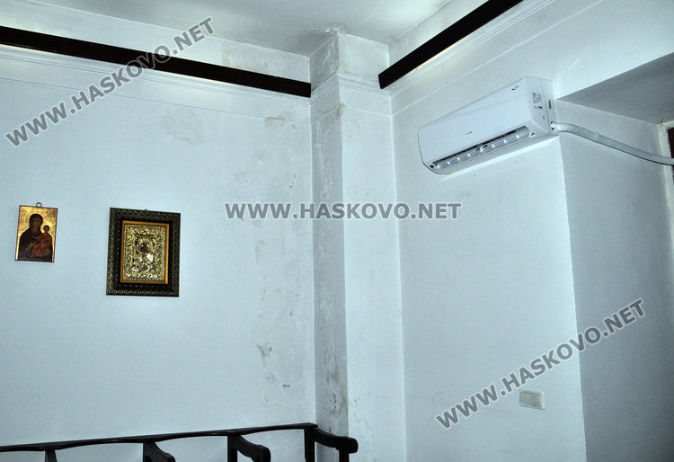 Дариха климатик на параклиса под "Богородица"