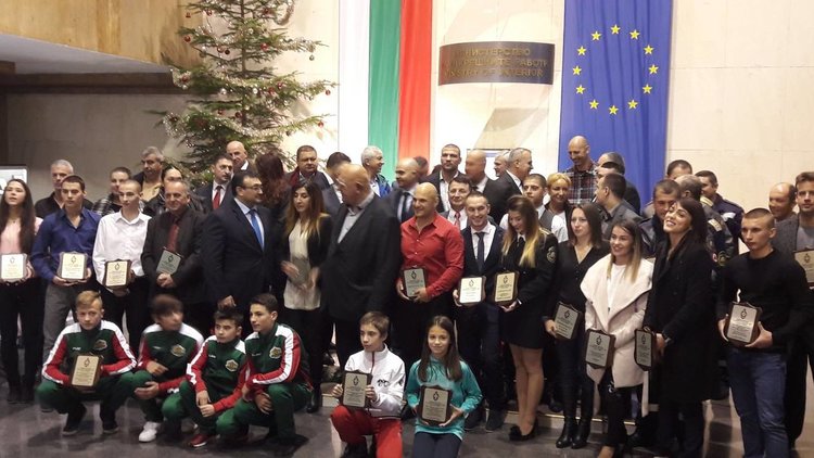 Старши инспектор Христо Палагачев с награда от Спортната асоциация на МВР