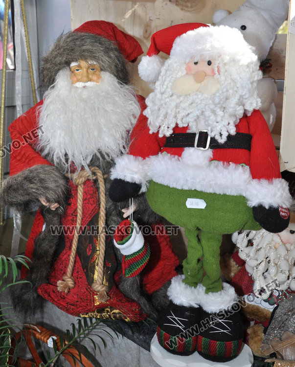 Коледното пазаруване стартира, подаръците от естествени материали са на мода