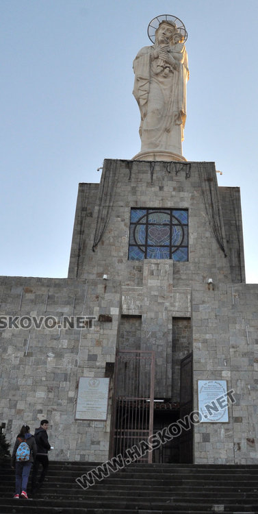 Дариха климатик на параклиса под "Богородица"