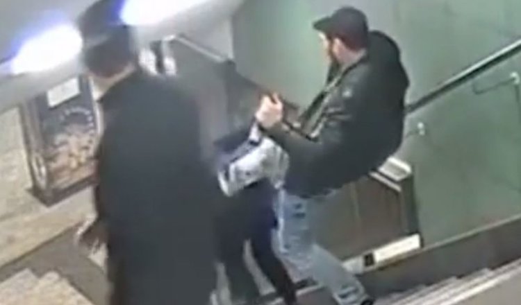 Българинът от берлинското метро пребит в затвора "Хайдеринг"